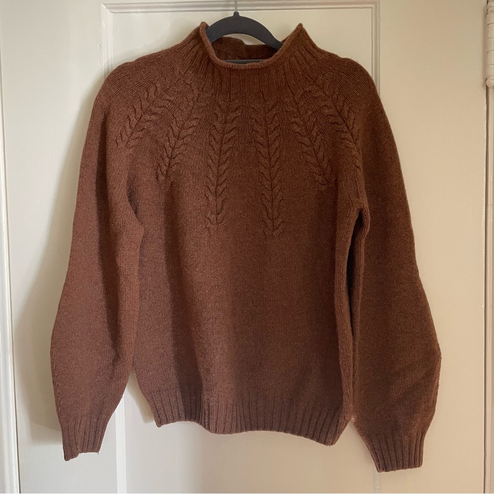 AMOUR VERT | 100% Lambswool Sweater